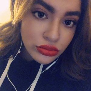 Meet your Posher, Rosa